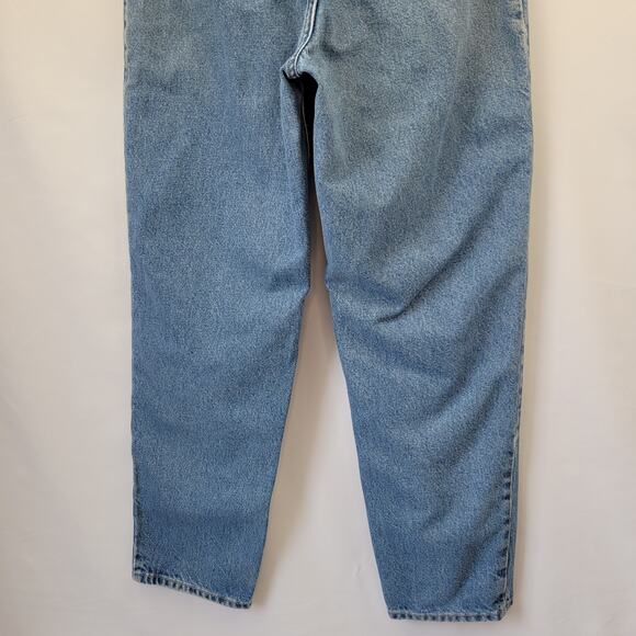 Land's End Vintage Relaxed Fit Tapered Leg Jeans Light Wash Size 12 - Picture 6 of 13